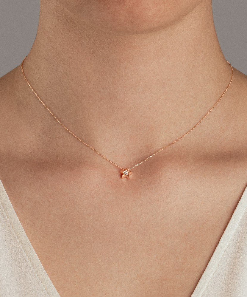 Zelta Ķēdīte Ar Cirkonija Piekariņu "zvaigzne"