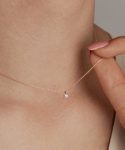 Zelta ķēdīte ar cirkonija piekariņu