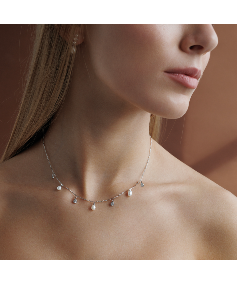 Sudraba ķēdīte ar pērļu piekariņu un cirkonijiem