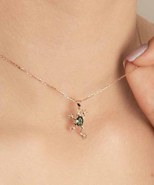 Zelta piekariņš ar cirkoniju "varde"