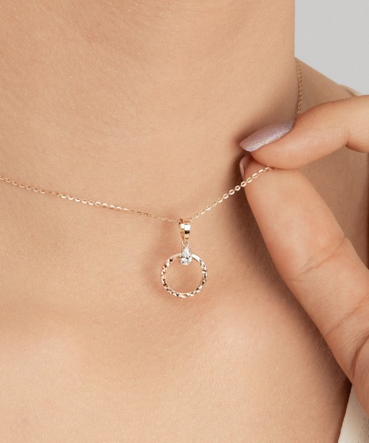 Zelta piekariņš ar cirkoniju