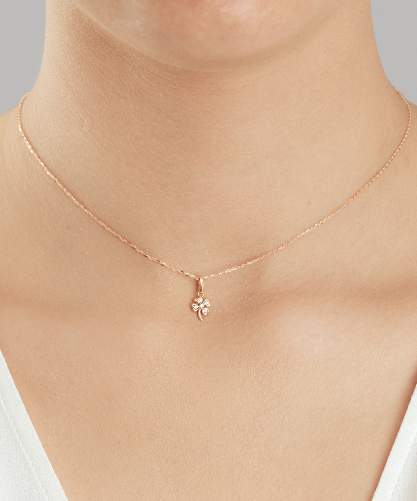 Zelta piekariņš ar cirkonijiem