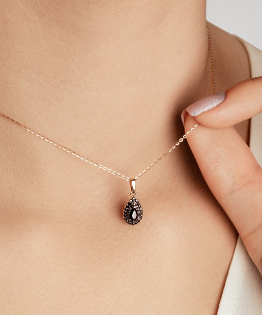 Золотой подвеска с цирконами