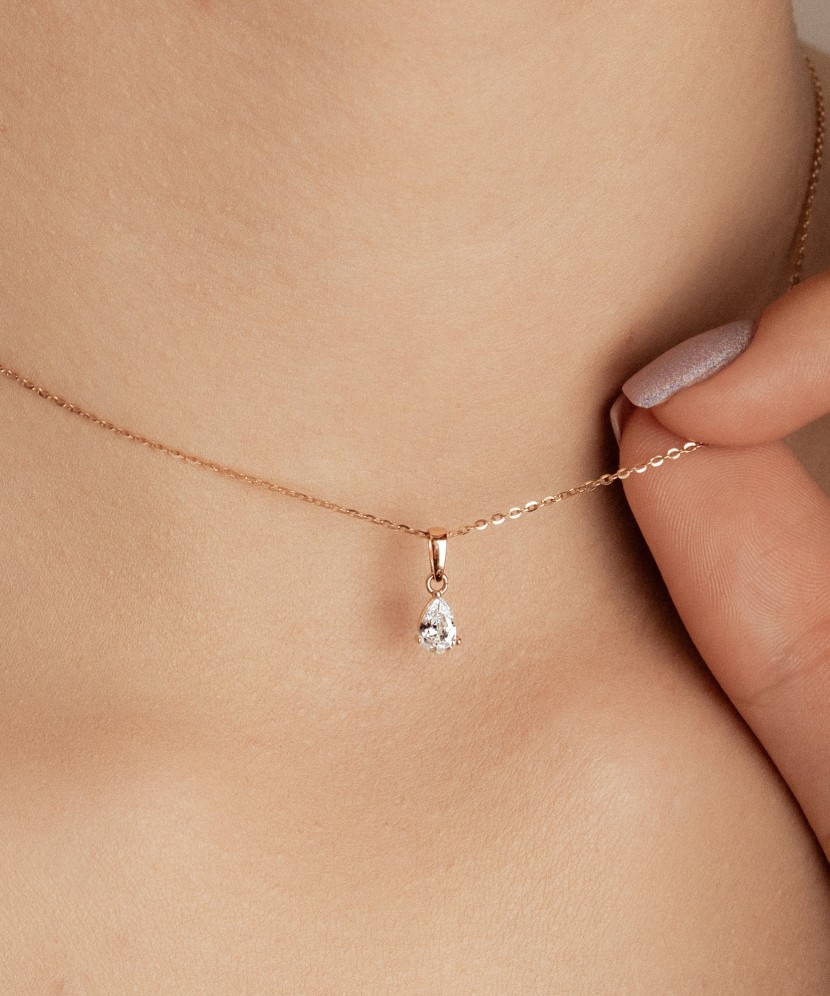 Zelta piekariņš ar cirkonijiem