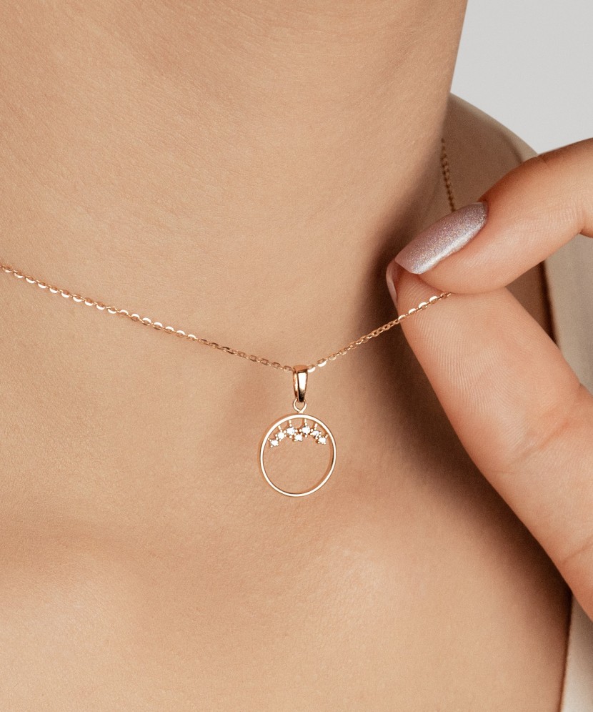 Zelta piekariņš ar cirkonijiem