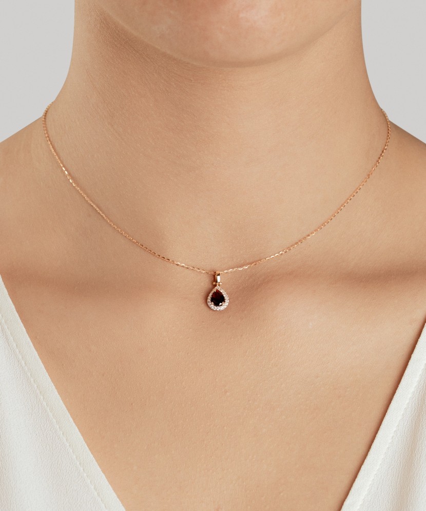 Zelta piekariņš ar cirkonijiem