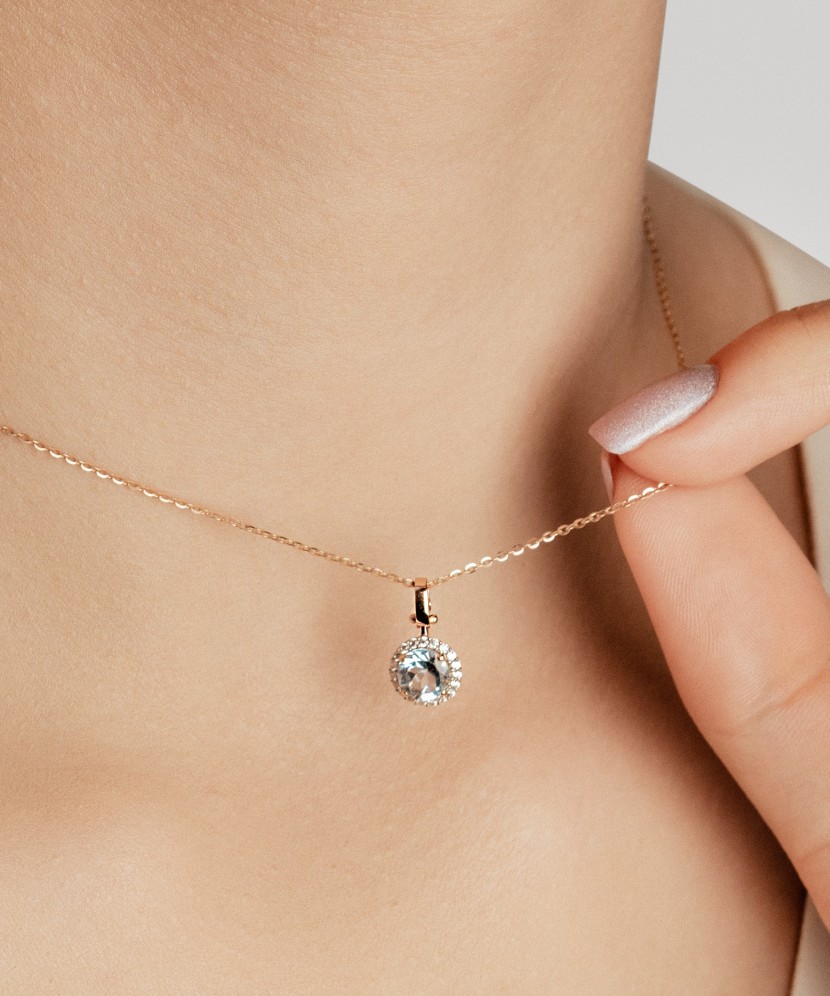 Золотой подвеска с цирконами