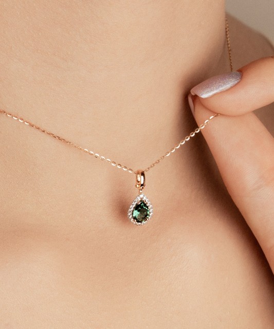 Золотой подвеска с цирконами