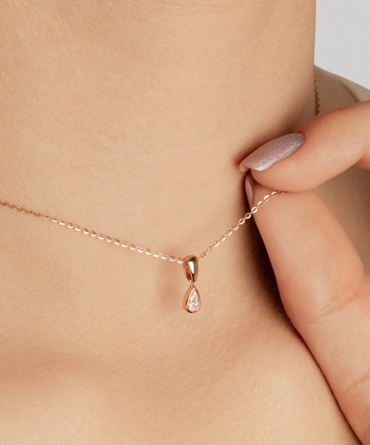 Zelta piekariņš ar cirkonijiem