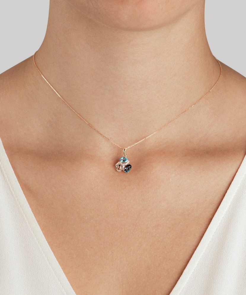 Dzeltenā zelta kulons ar Londonas topāzēm, topāzēm un dimantiem