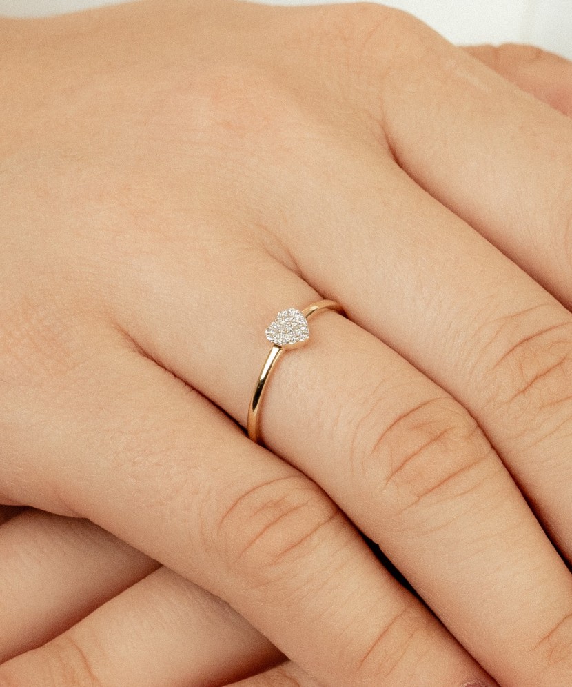 Dzeltena zelta gredzens ar dimantiem