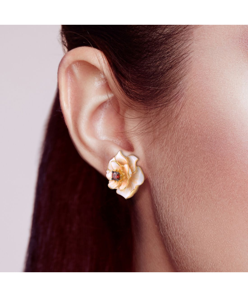 Apzeltīt sudraba auskari ar cirkoniem un emalju