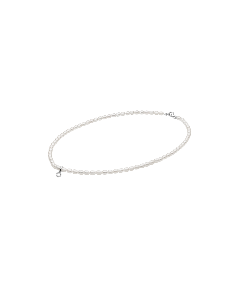 Kaklarota ar spineliem un kasumi pērli