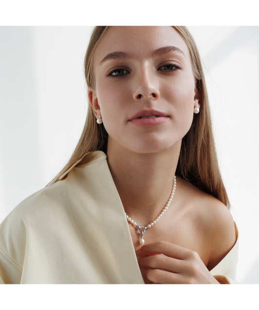 Колье из серебра с жемчугом и подвеска из циркония