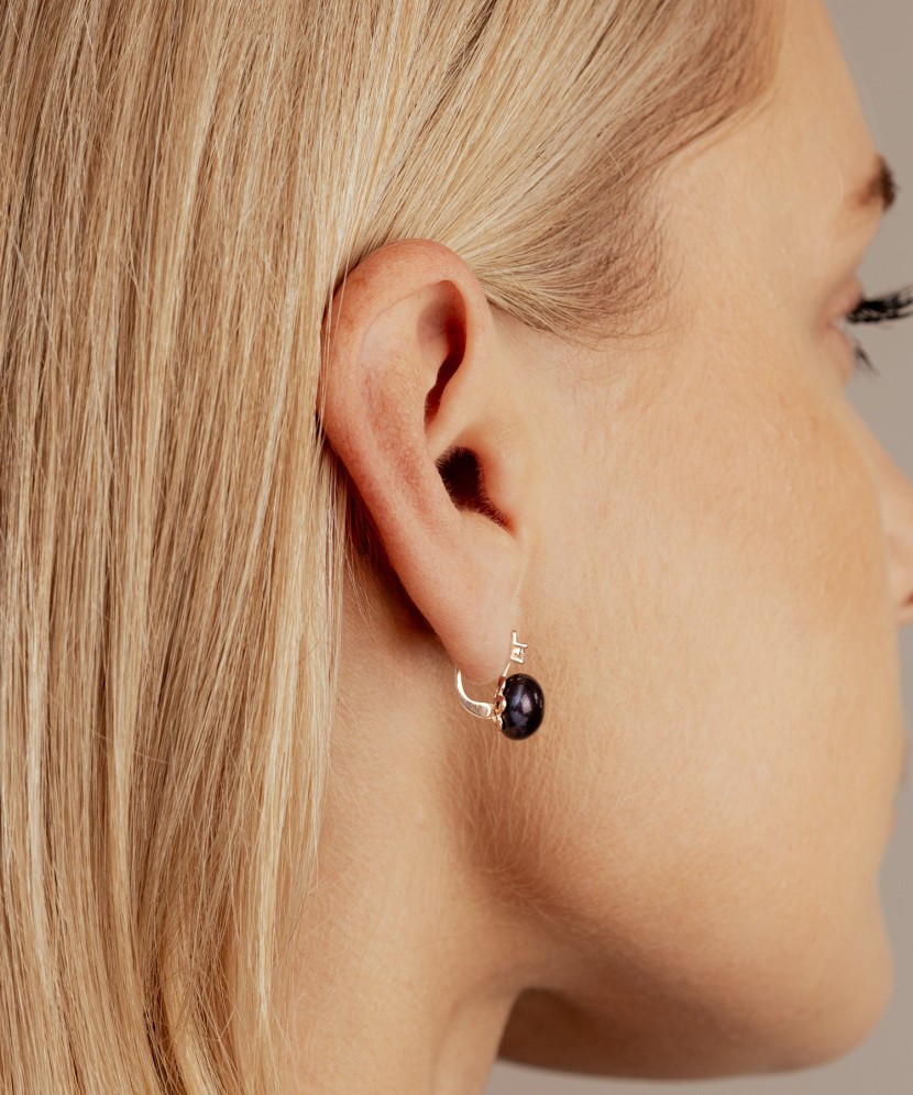 Золотые серьги с жемчугом и цирконами