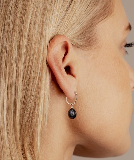 Золотые серьги с жемчугом и цирконами