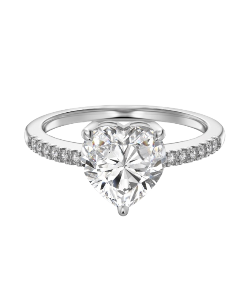 Серебряное кольцо с цирконами