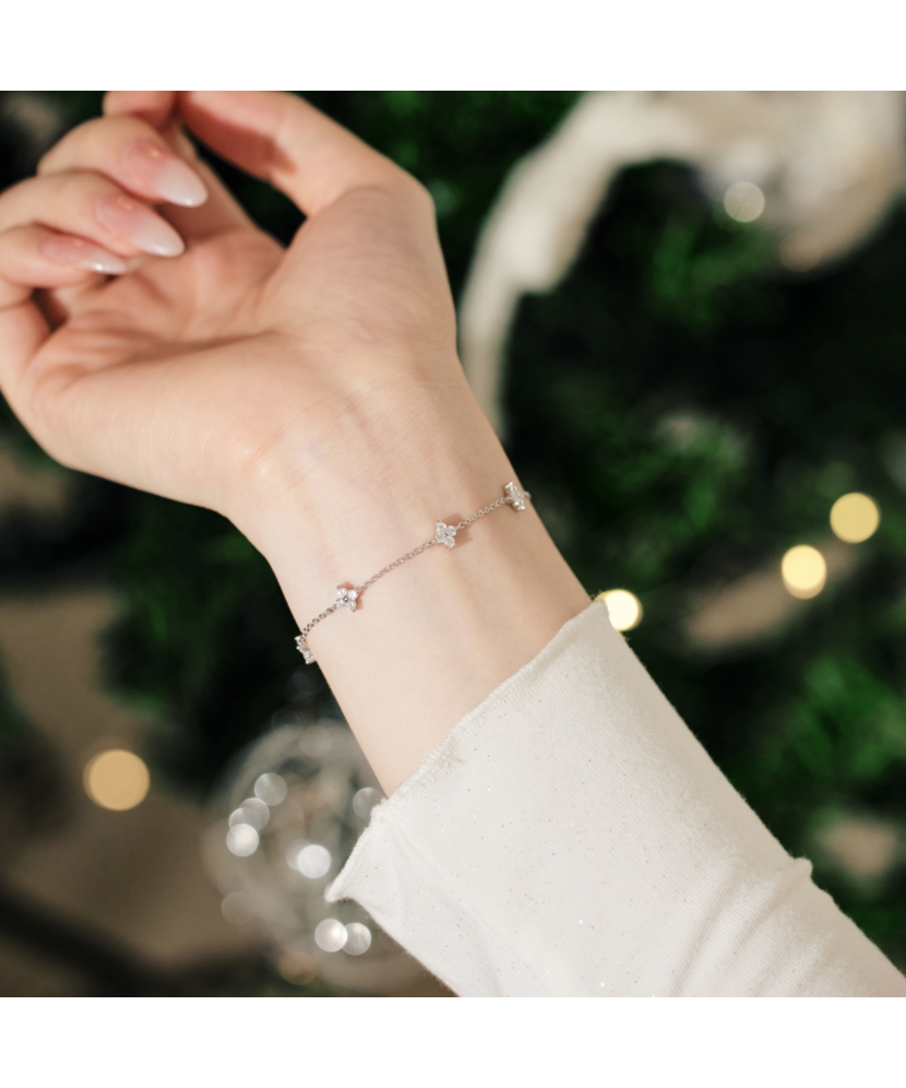 Sudraba rokassprādze ar cirkonijiem