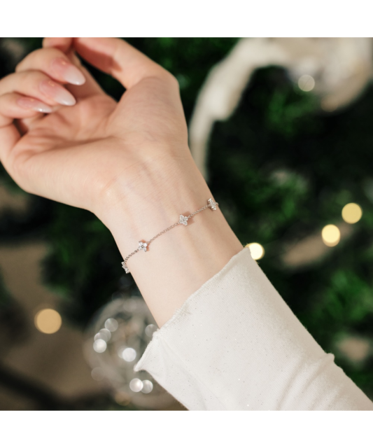 Sudraba rokassprādze ar cirkonijiem