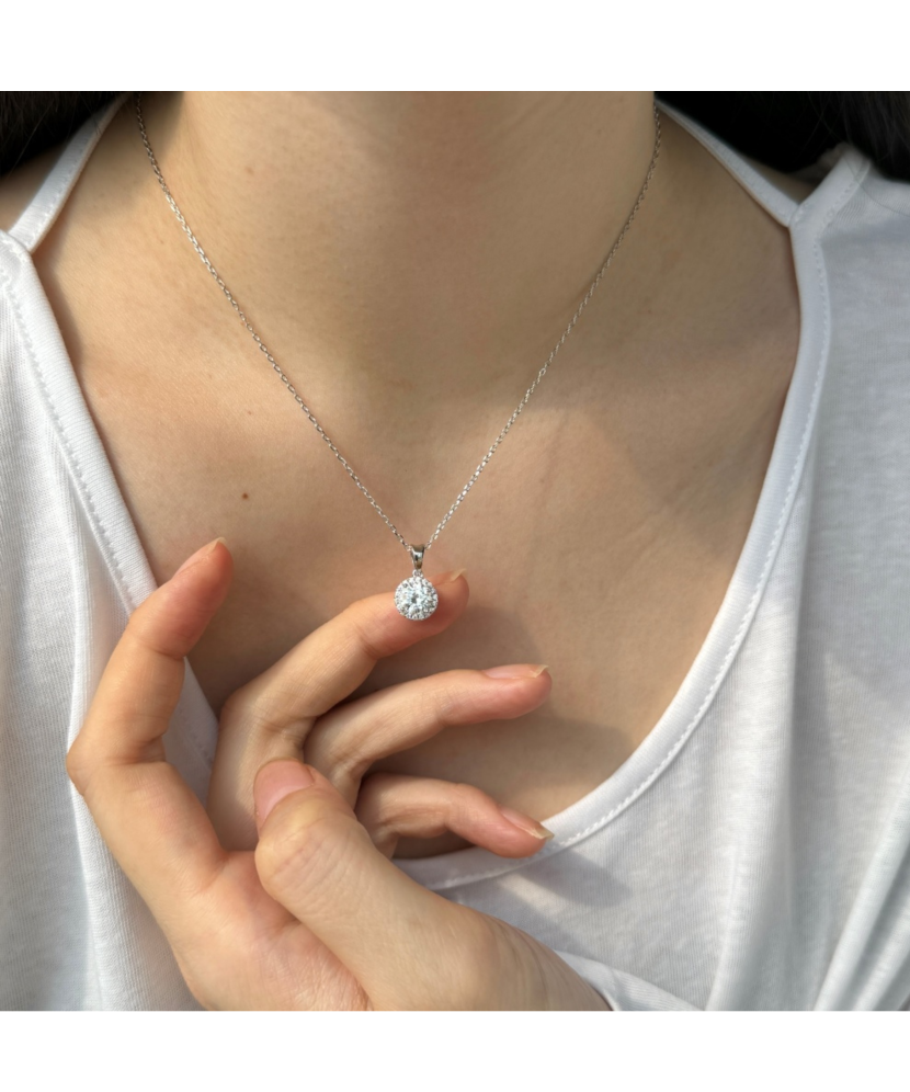 Sudraba ķēdīte ar moissanīta kulonu