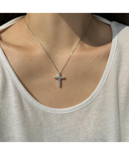 Sudraba ķēdīte ar moissanīta kulonu