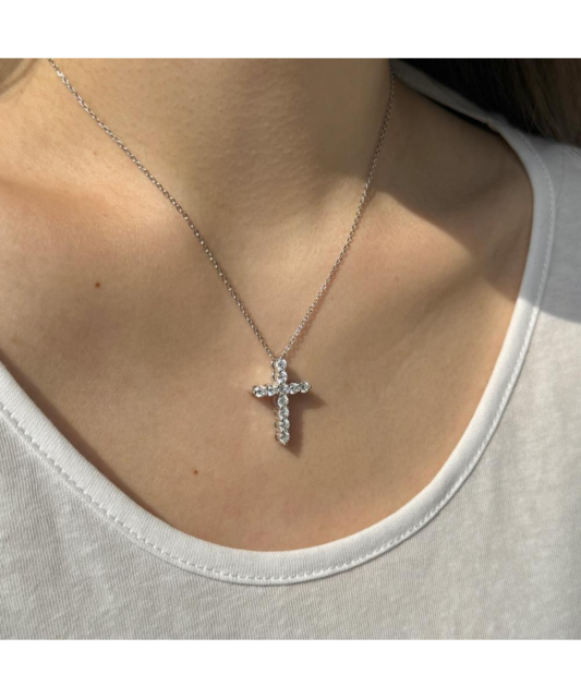 Sudraba ķēdīte ar moissanīta kulonu
