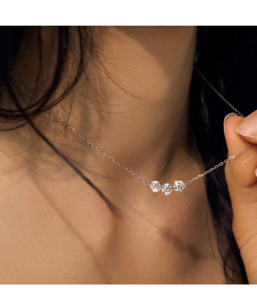 Серебряная цепочка с подвеской из циркона