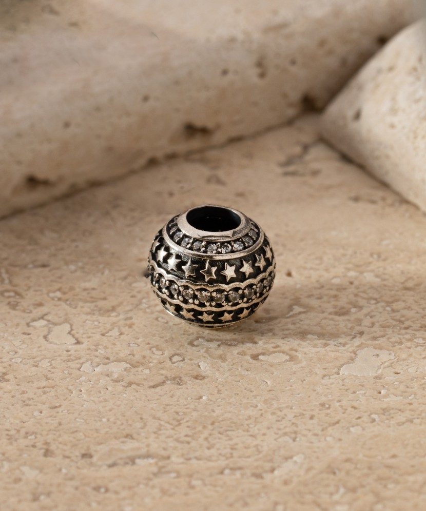 Apzeltīts sudraba piekariņš ar sudraba "Muciņa"