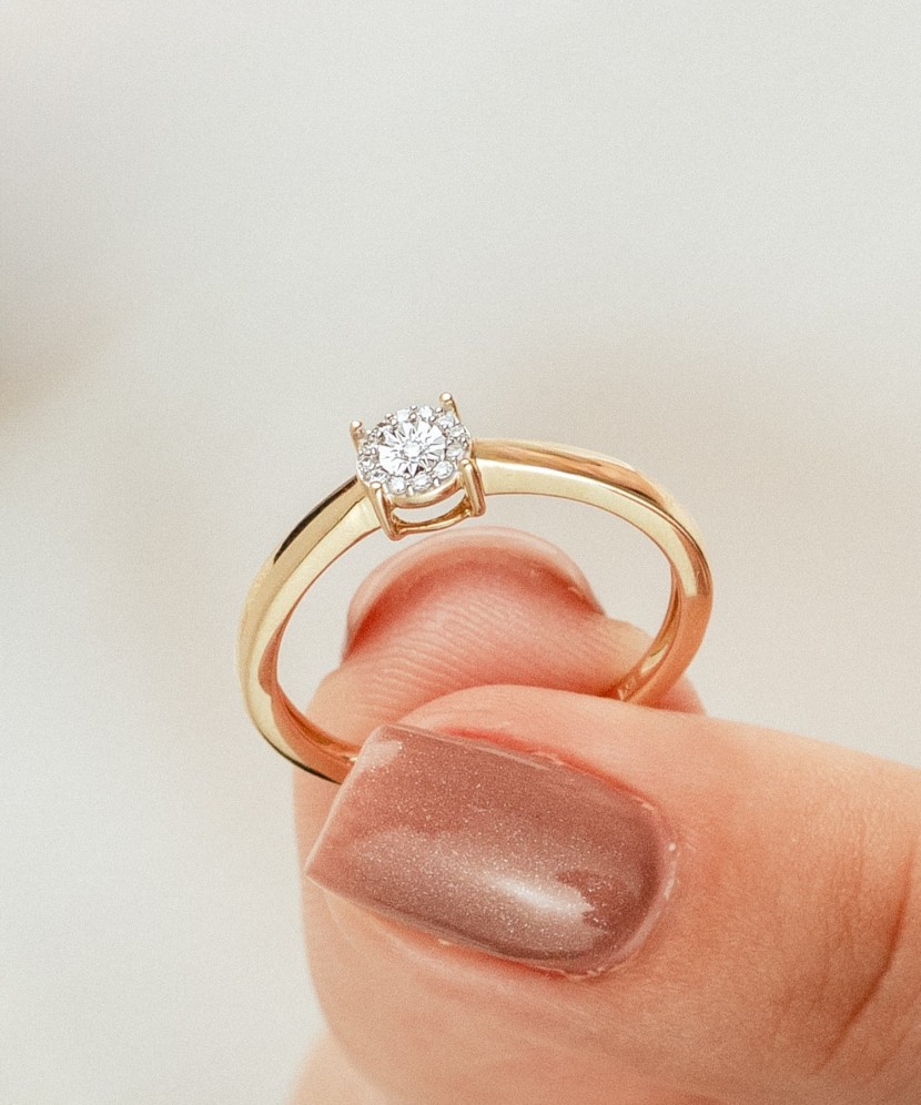 Dzeltena Zelta Gredzens Ar Dimantiem