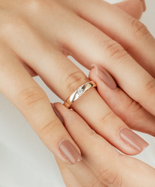 Dzeltena Zelta Gredzens Ar Dimantiem