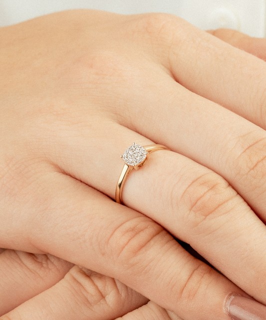 Dzeltena Zelta Gredzens Ar Dimantiem