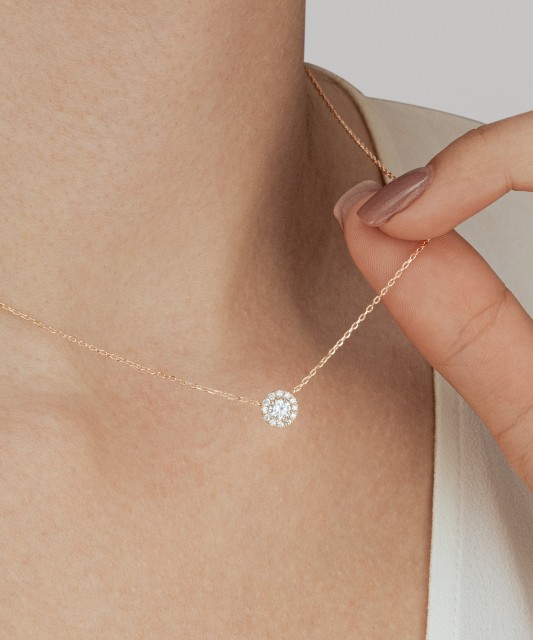 Золотая цепочка с подвеской из циркона