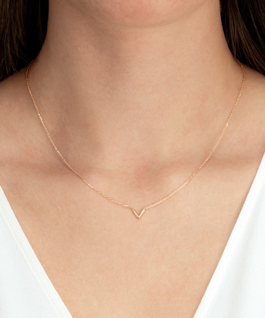 Zelta ķēdīte ar piekariņu