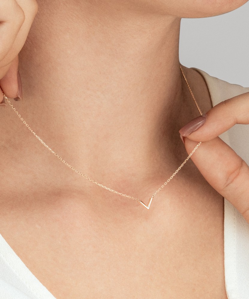 Zelta ķēdīte ar piekariņu