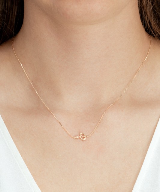 Zelta ķēdīte ar piekariņu