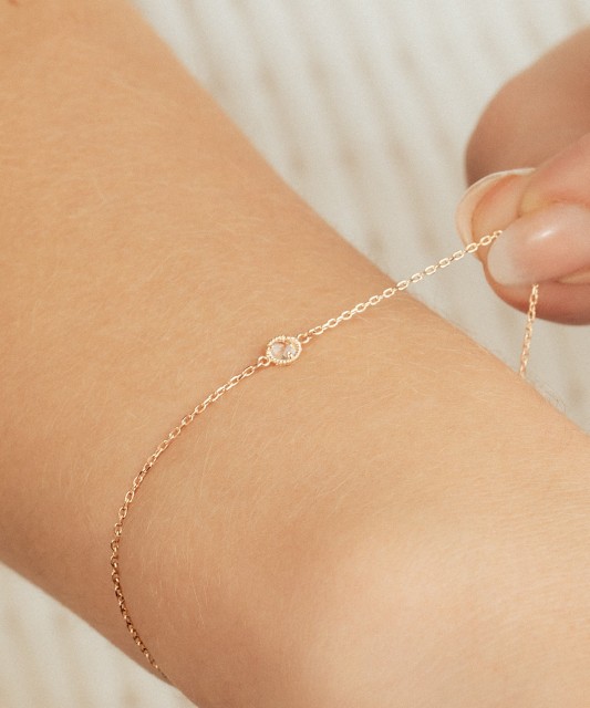 Zelta rokassprādze ar cirkoniju