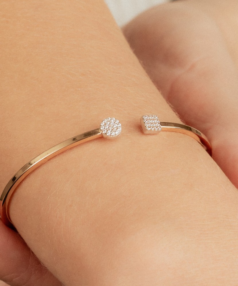 Zelta rokassprādze ar cirkonijiem