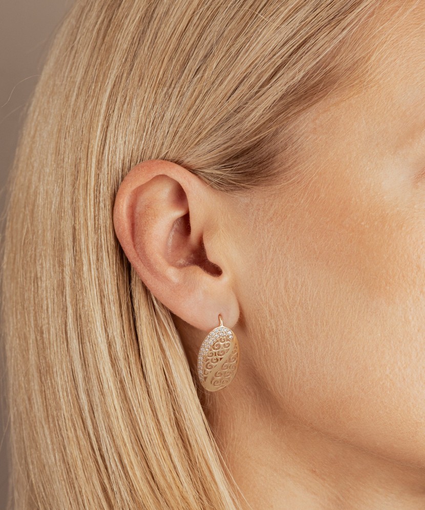 Золотые серьги с цирконами