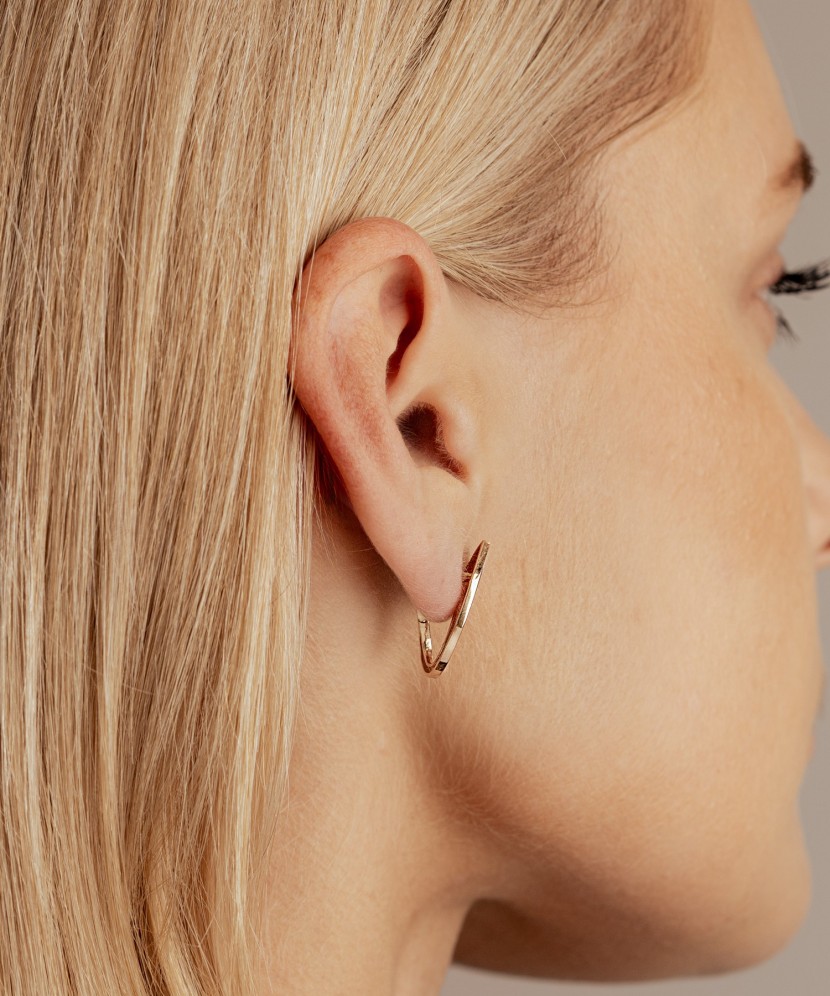 Золотые серьги