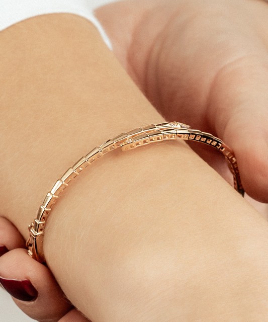 Золотой браслет с цирконами