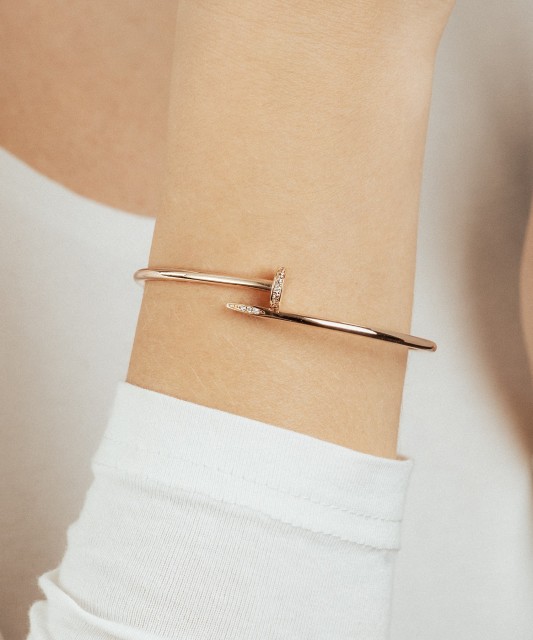 Zelta rokassprādze ar cirkonijiem