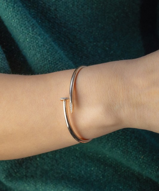 Zelta rokassprādze ar cirkonijiem