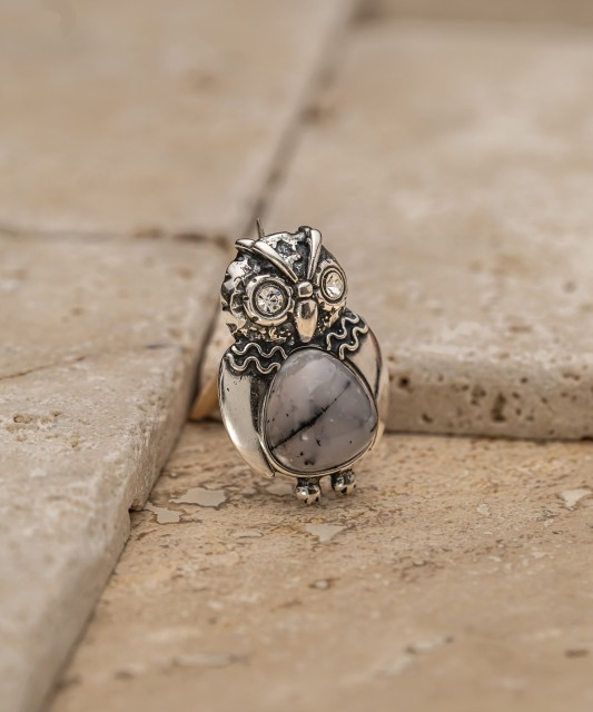 Sudraba piespraude ar ahātu un cirkoniem "Pūce"