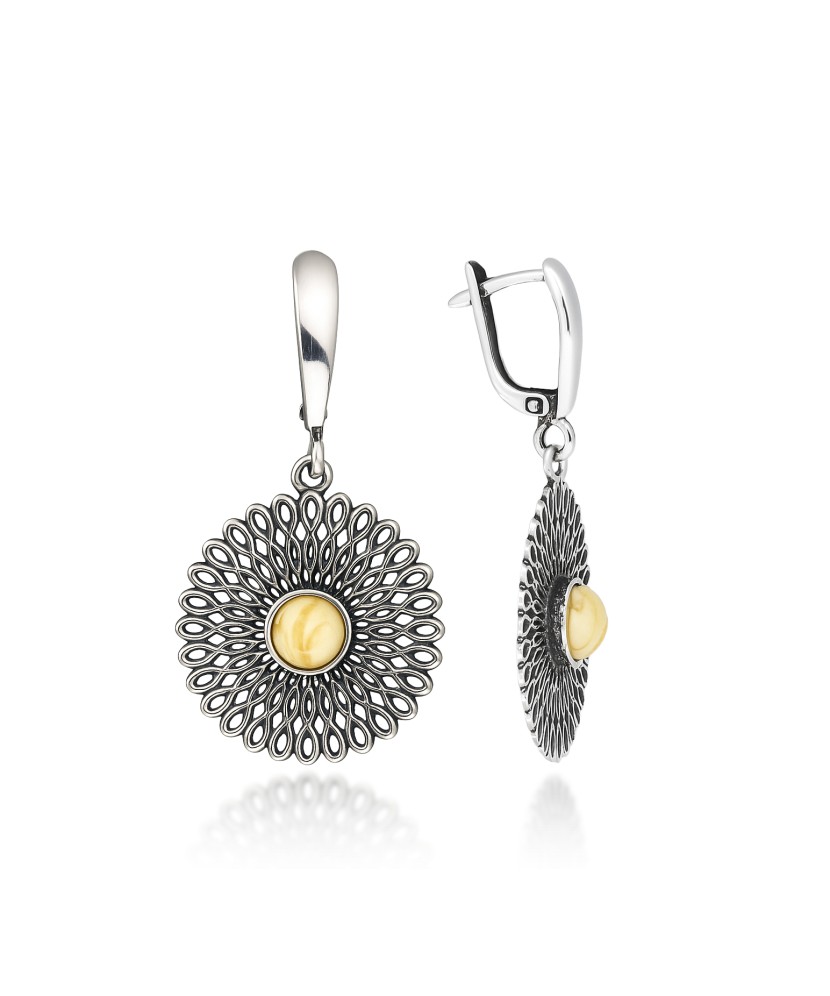 Sudraba auskari ar dzintaru