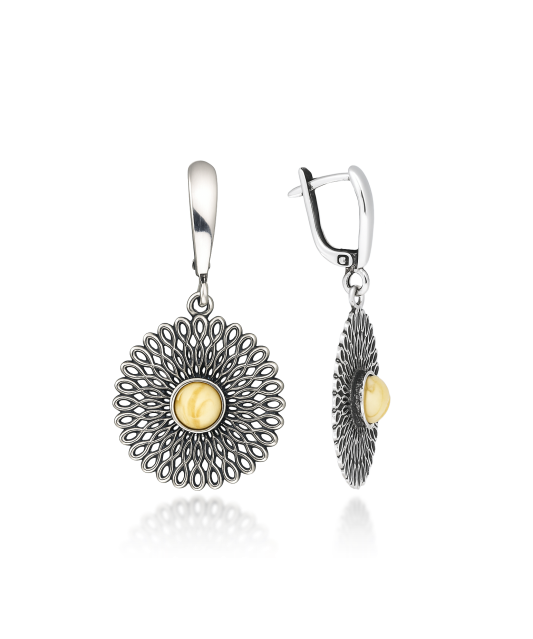 Sudraba auskari ar dzintaru