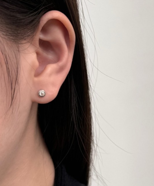 Sudraba auskari ar moissanītiem