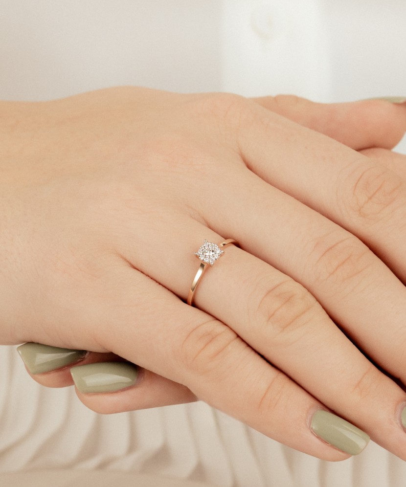 Zelta gredzens ar briljantiem