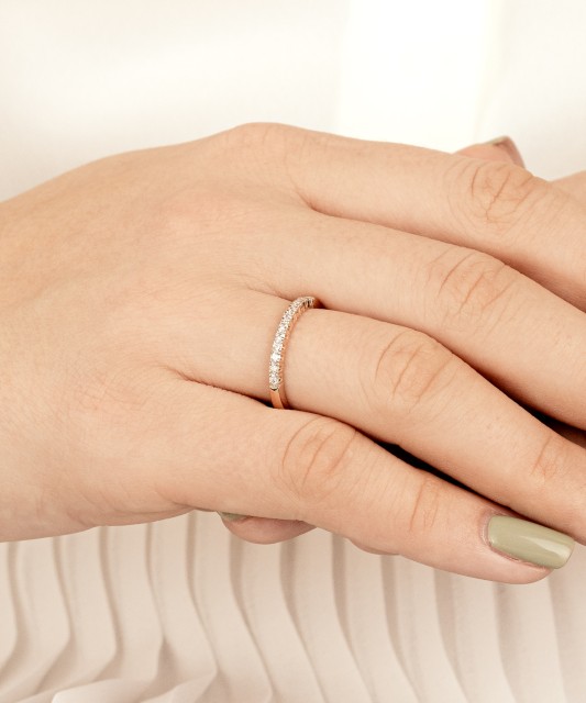 Золотое кольцо с бриллиантами