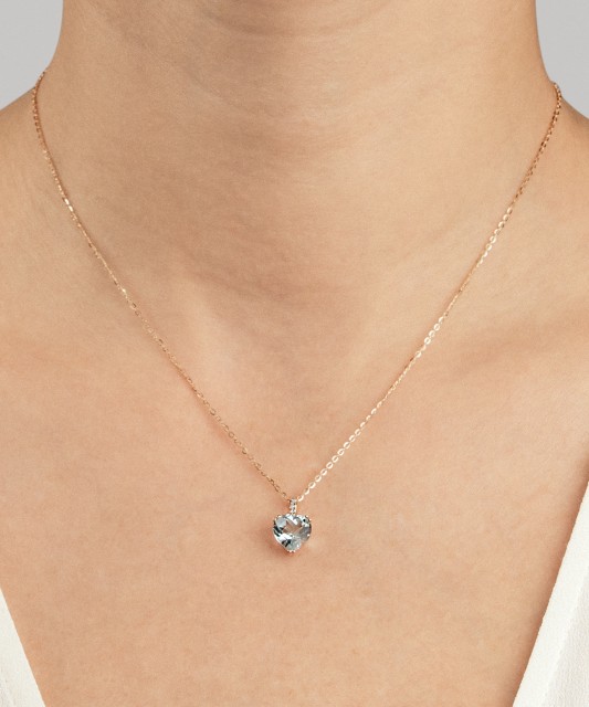 Zelta piekariņš ar topāzu un cirkonijiem