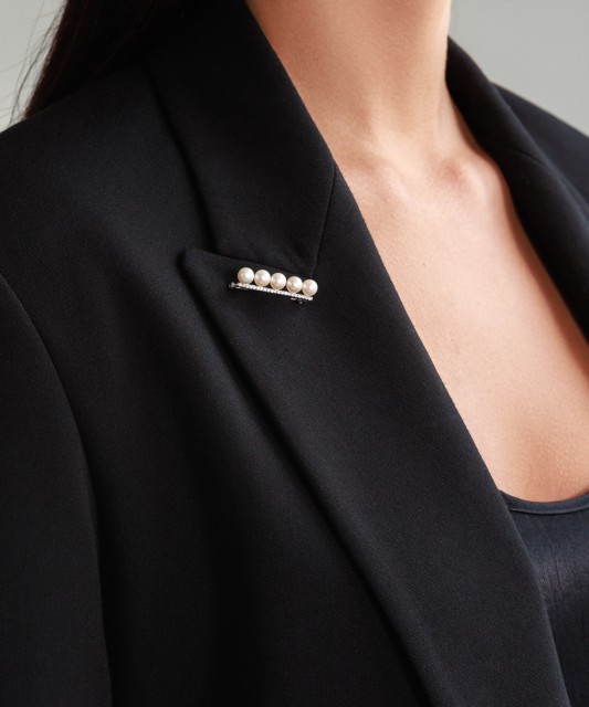 Sudraba sakta ar pērlēm un cirkonijiem